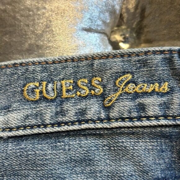 Guess Jeans Foxy Flare Leg embroidered distressed jeans, size 27, excellent - Picture 12 of 16